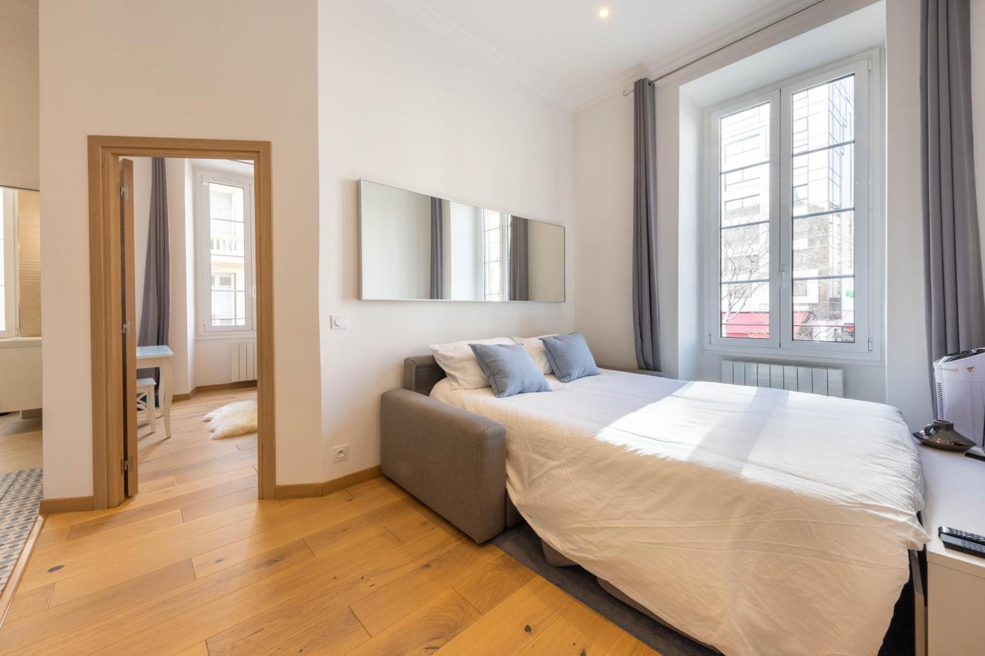 Appartamento Le Carre D'or - A 2 Min A Pied Du Centre-ville Nizza